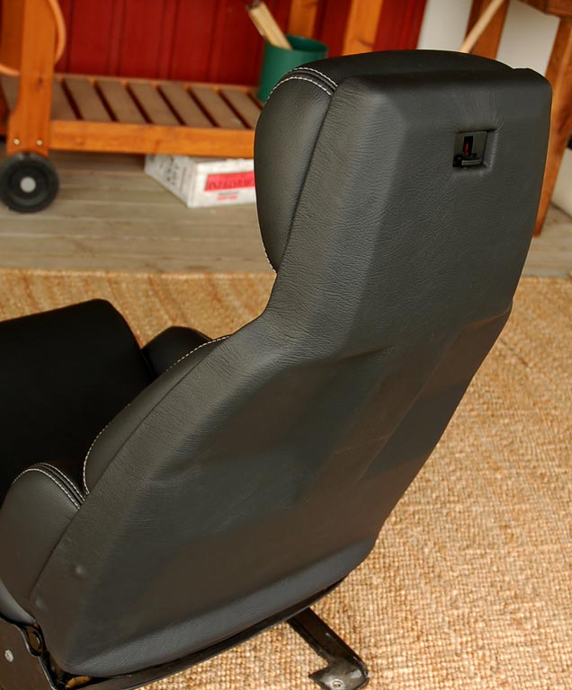 reupholstering c4 and c3 corvette seats Grumpys Performance Garage